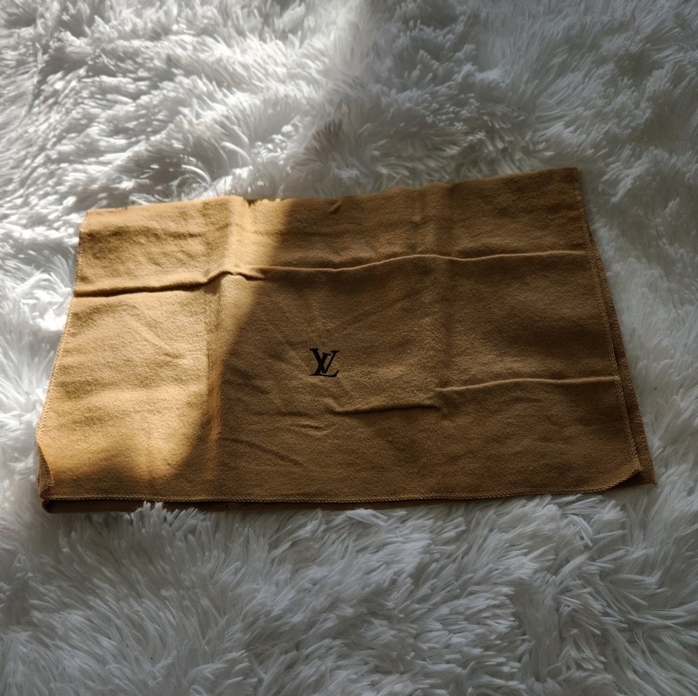 Louis Vuitton Dust Bag 15" x 9"